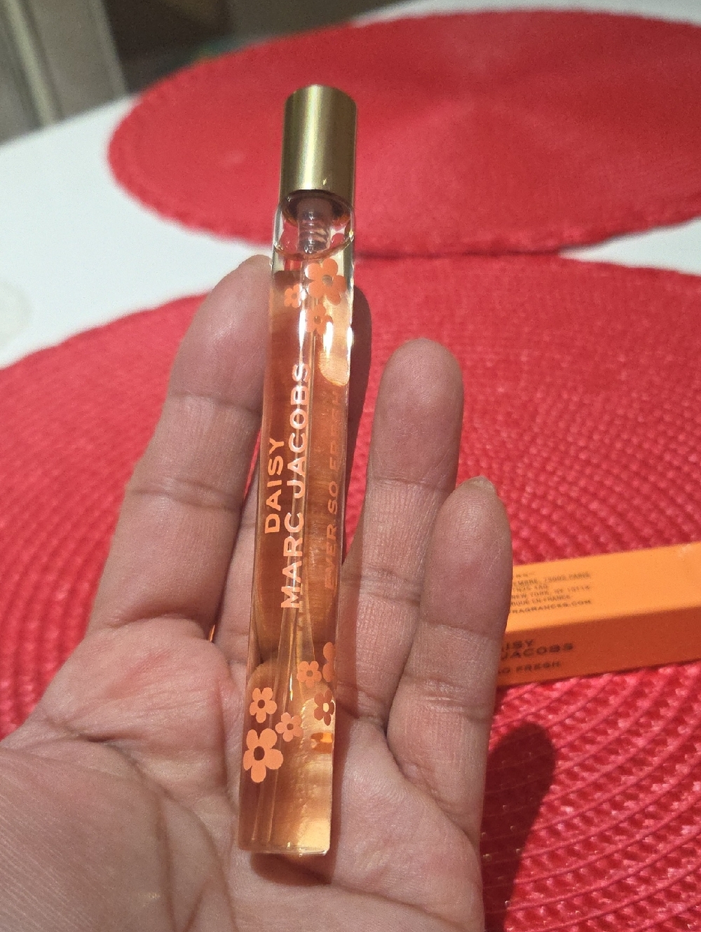 Marc Jacobs Orange Daisy Ever So Fresh Eau De Perfum Sparay